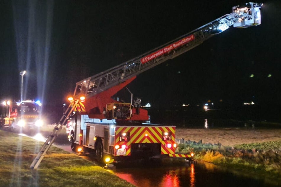 Die Feuerwehr suchte nach Mutter und Sohne im Watt. (Archivbild)