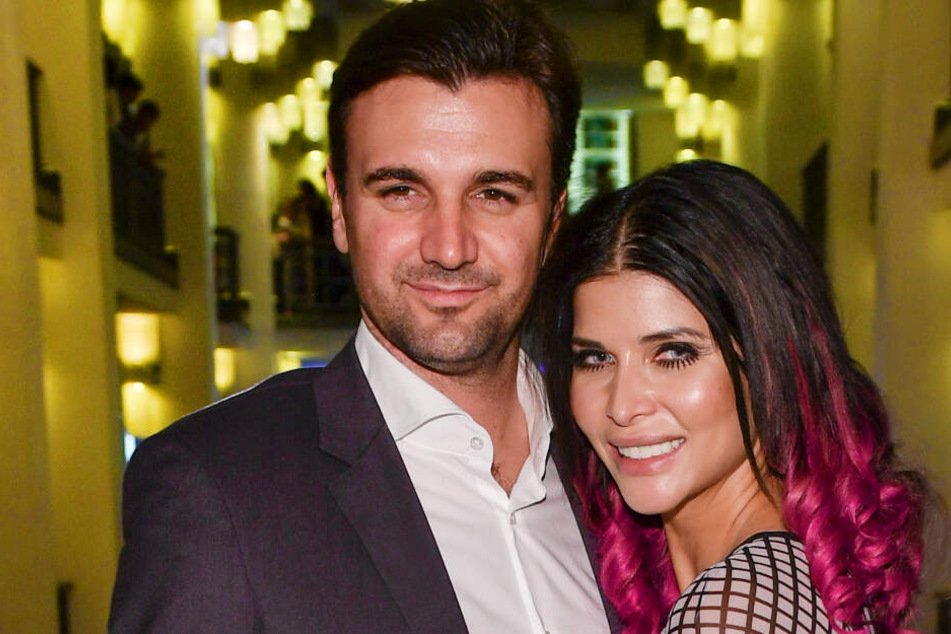 Mit Felix Steiner (34) zog Micaela Schäfer (35) ins "Sommerhaus der Stars". Kurz darauf war alles aus!
