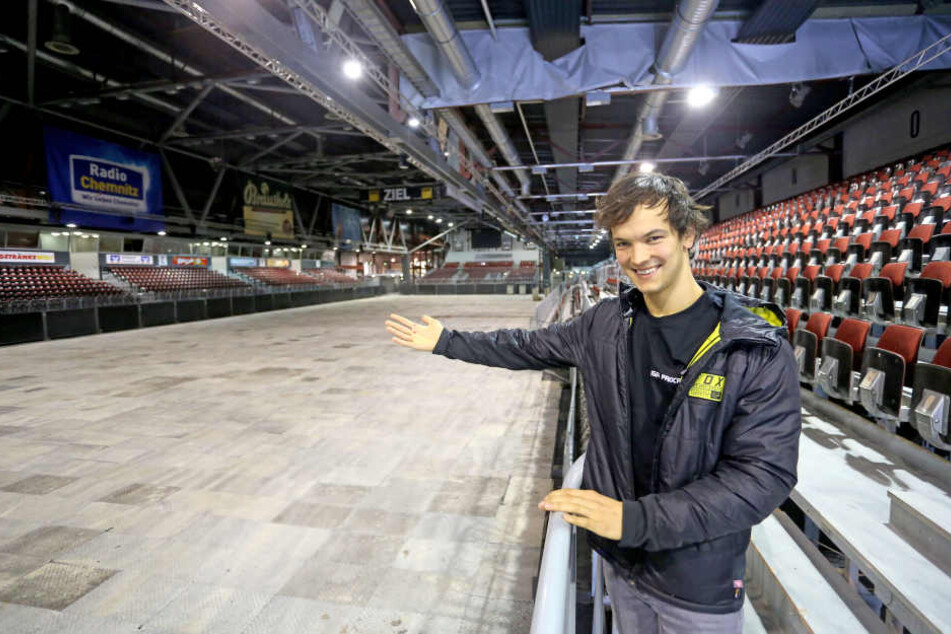 Dominique Thury (25) freut sich auf die große Biker-Show in der Messe.