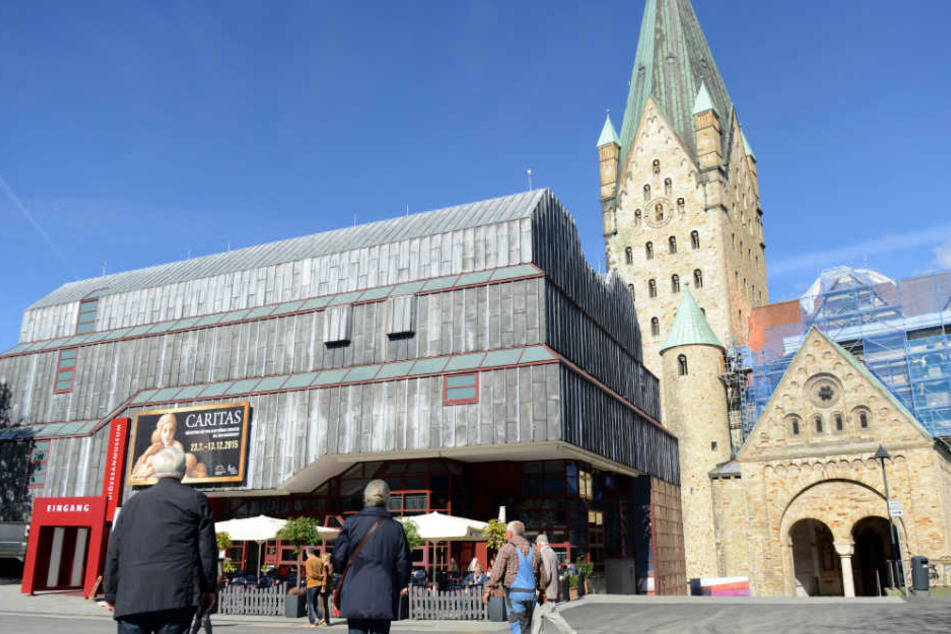Auch bei Besuchern ist der Paderborner Dom eine beliebte Sehenswürdigkeit.