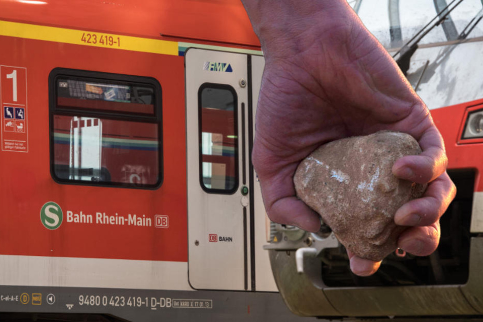 Weil er aussteigen musste, sah ein Schwarzfahrer Rot.