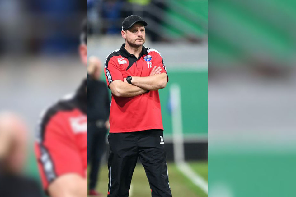 Steffen Baumgart ist nach dem Sieh mit seiner Mannschaft zufrieden.