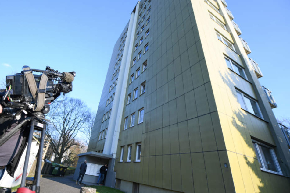 In diesem Hochhaus an der Offenbacher Rhönstraße nahmen die Beamten den 48-Jährigen fest.