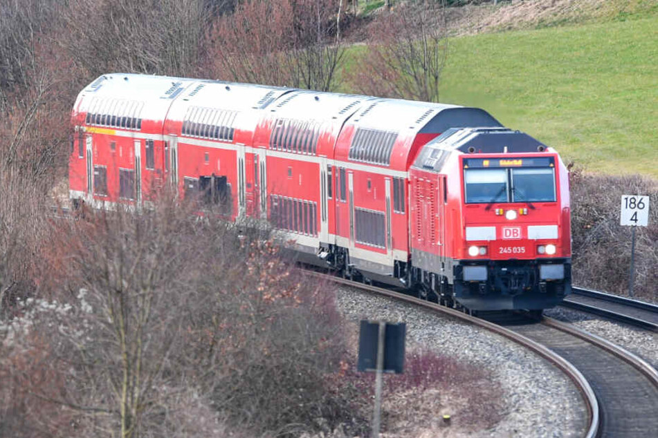 Trotz Notbremse konnte der Zug nicht mehr rechtzeitig anhalten (Symbolbild).