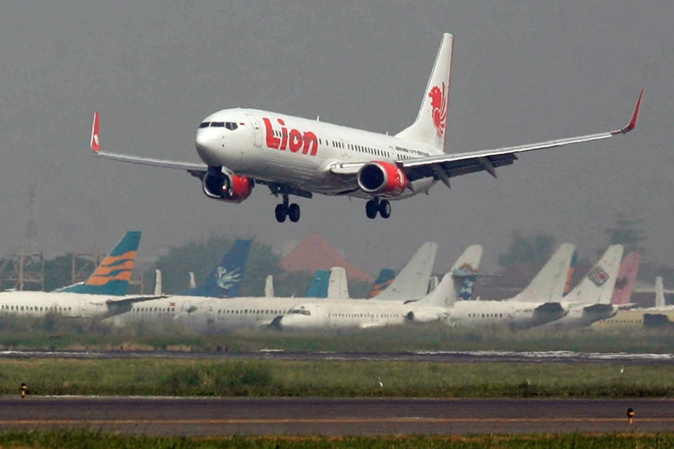 Die Boeing 737 der indonesische Fluggesellschaft Lion Air stürzte nur wenige Minuten nach dem Start ins Meer.