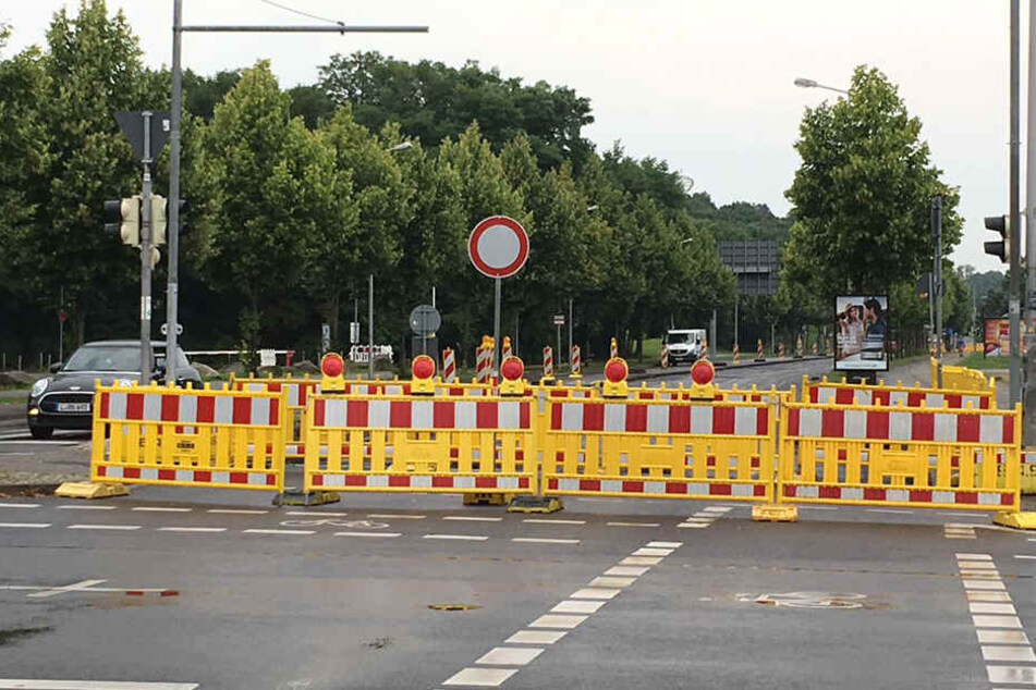 Stadtauswärts ist die Straße am Sportforum noch drei Wochen lang voll gesperrt.