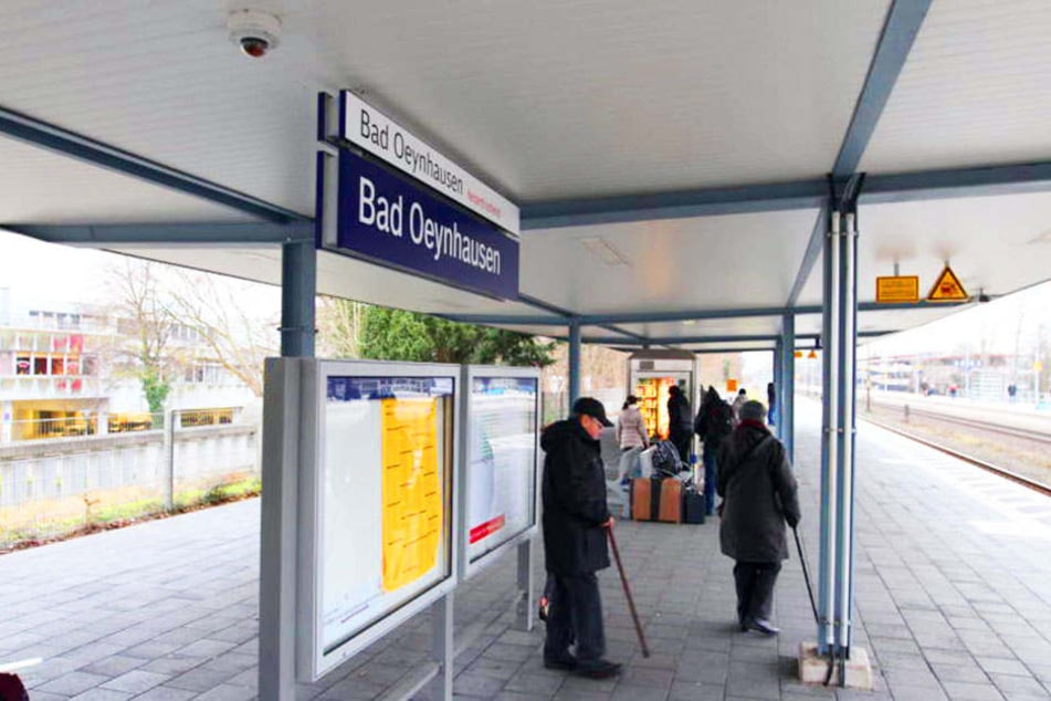 So wie in Minden gibt es auch in Bad Oeynhausen am Hauptbahnhof Kameras. Allerdings machen die noch keine Aufnahmen!