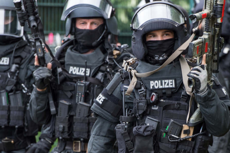 Die Ergebnisse der Razzia werden noch ausgewertet (Symbolfoto).