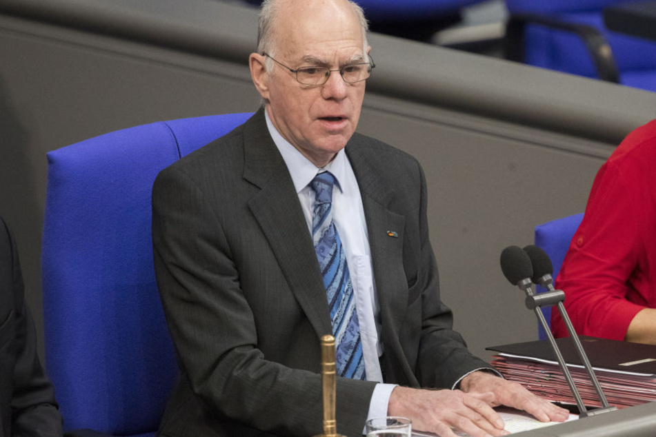 Norbert Lammert (68) hat eine ganz bestimmte Idee, die den Alterspräsidenten des Bundestags betrifft.
