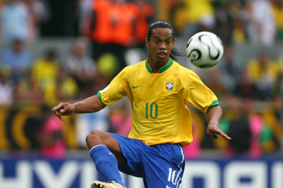 Im Alter von 37 Jahren ist es für Ronaldinho endgültig mit Fußball vorbei.