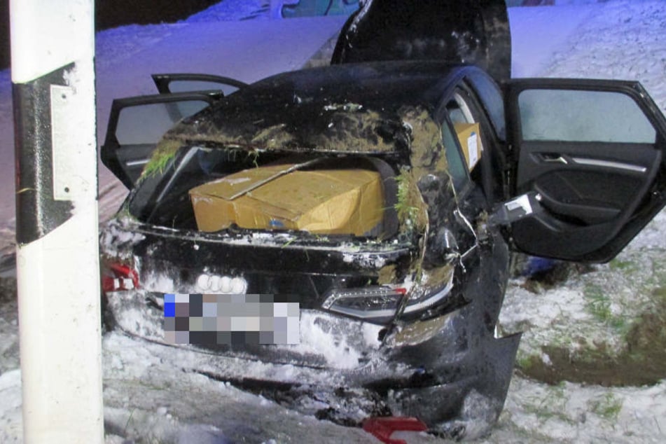 Der Fahrer überschlug sich mit seinem Wagen.