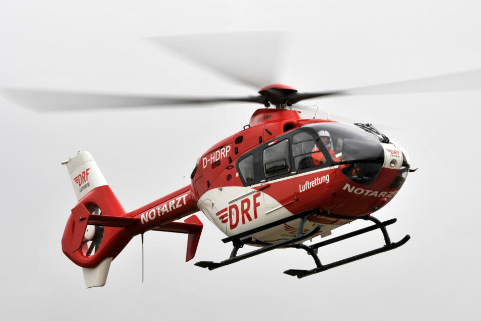Ein Rettungshubschrauber vom Typ Eurocopter EC 135 der DRF Luftrettung. Jochen H. flog eine Maschine dieses Typs, als es zu dem Unglück kam.