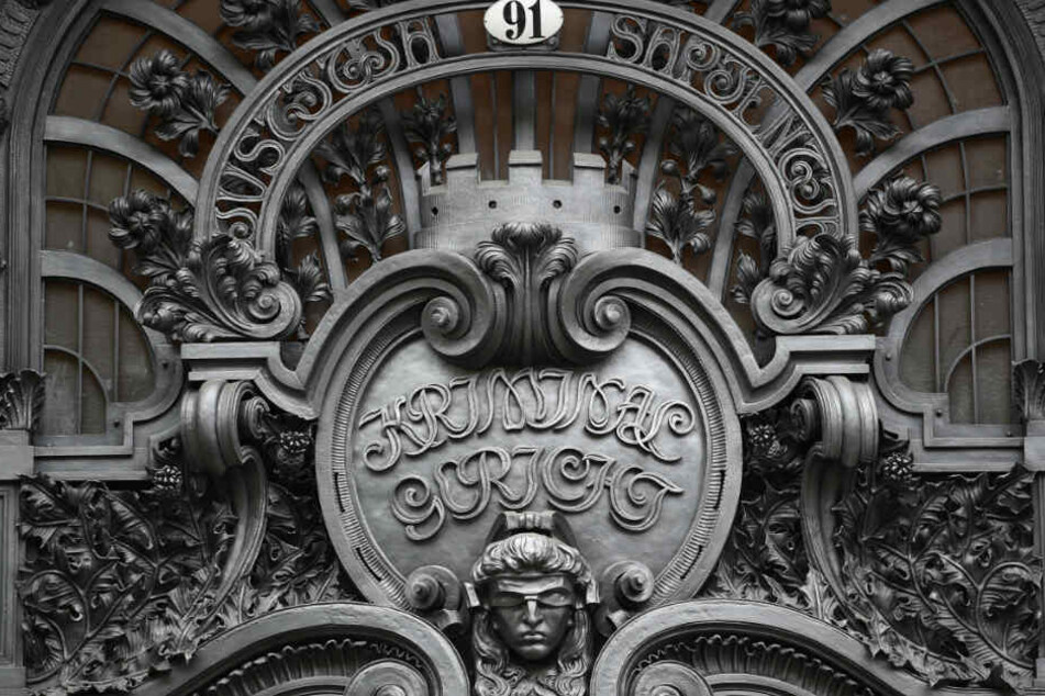 Der Eingang des Kriminalgerichts Moabit.