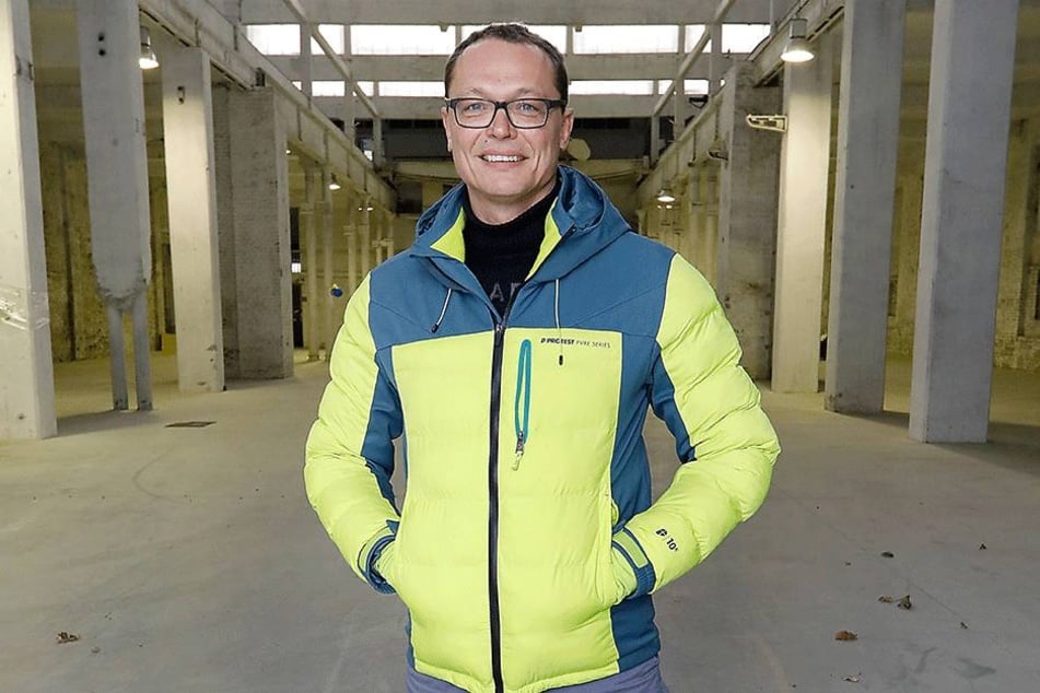Investor Ralf Würzner (48) will der alten Hartmannfabrik wieder Leben einhauchen.