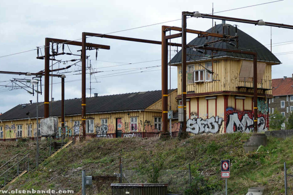 Es sollte abgerissen werden, bleibt aber nun dank der Sachsen erhalten und zieht um: das Bahn-Stellwerk in Kopenhagen.