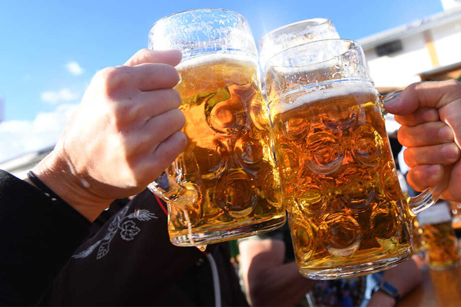 Biertrinkern stehen schwere Zeiten bevor.