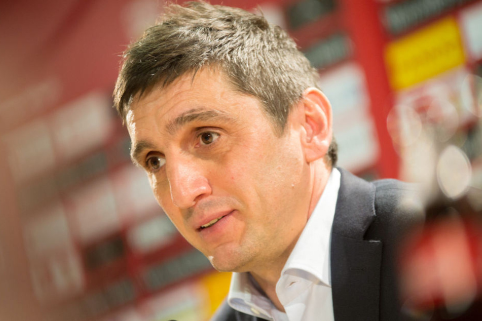Leitet bereits am Dienstag sein erstes Training beim VfB: Tayfun Korkut.