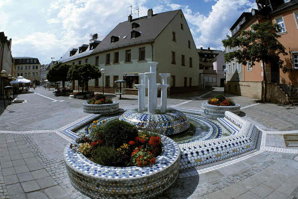 Das Schild eines Ladenbesitzers wühlte das beschauliche Städtchen Selb in Oberfranken auf.