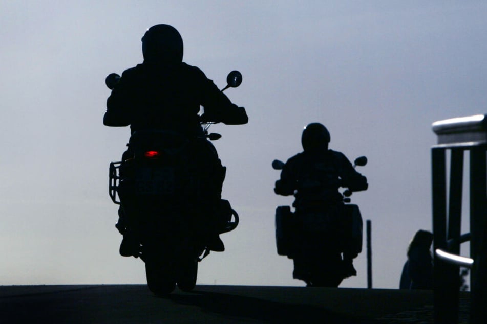 Bei Bikern ist die kurvenreiche Strecke auf dem Feldberg beliebt. (Symbolbild)