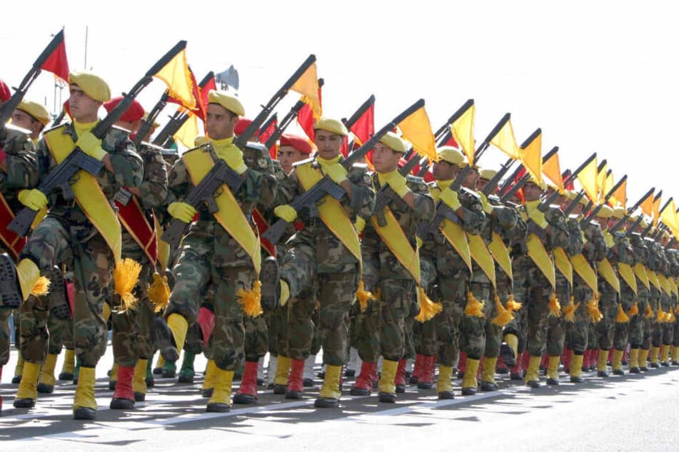 Iranische Soldaten bei einer Parade.