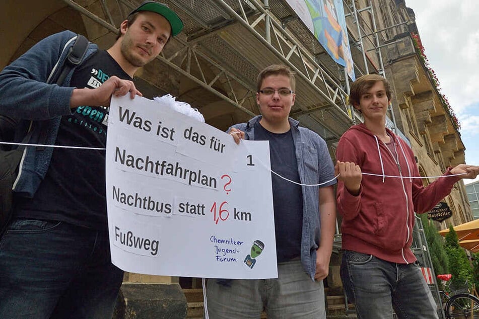 Jugendliche setzten sich für eine Nachtbus-Haltestelle am Chemnitzer AJZ ein.