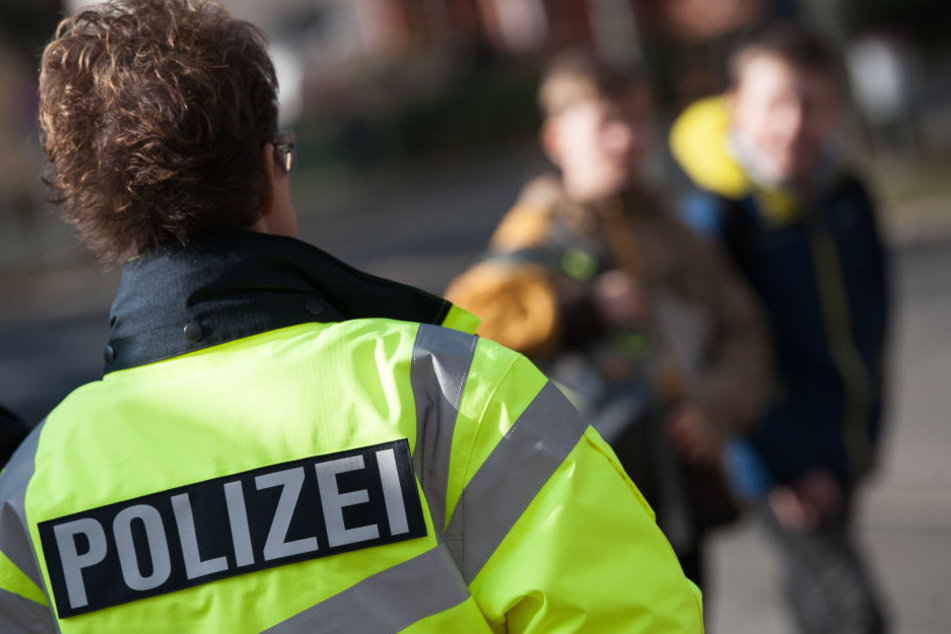 Die Polizei konnte die Tatverdächtige festnehmen. (Symbolbild)