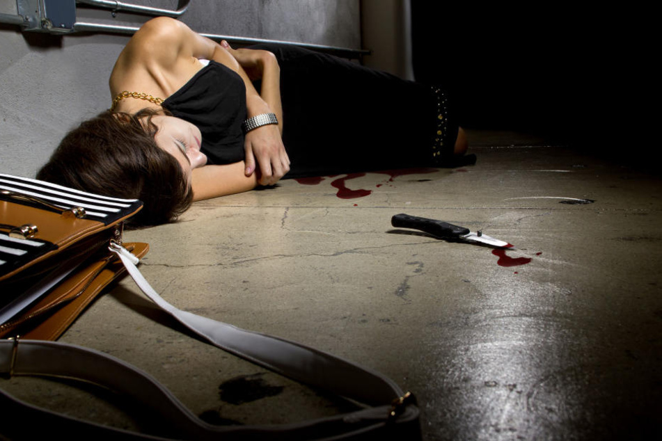 Die junge Hildenerin wurde bei dem Streit mit einem Messer schwer verletzt.