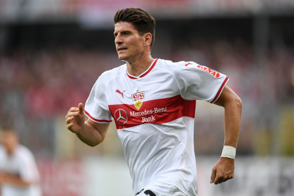 VfB-Stürmer Gomez sagt, dass er von sich überzeugt sei und stellt sich gegen eine Interpretation.