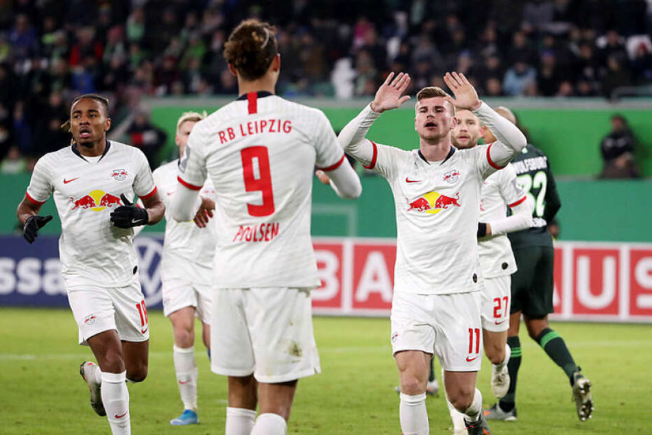 Matchwinner Timo Werner (r.) erzielte einen Doppelpack und bereitete zwei weitere Treffer vor.
