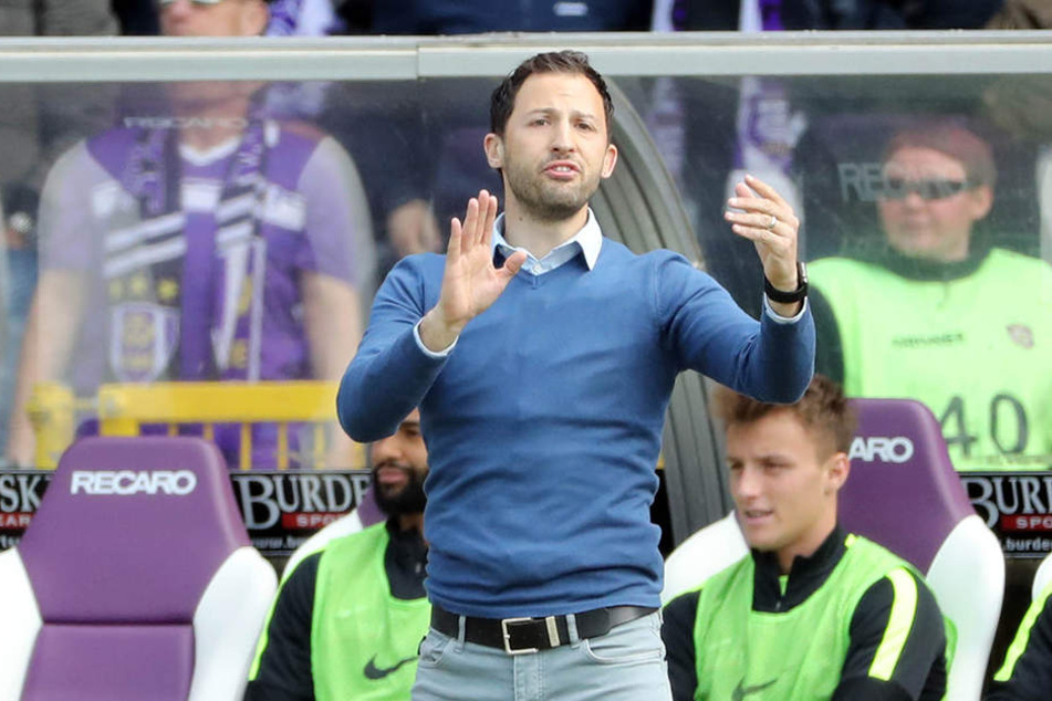 Trainer Dominico Tedesco war nicht mit allem zufrieden, was er von seiner Mannschaft sah.