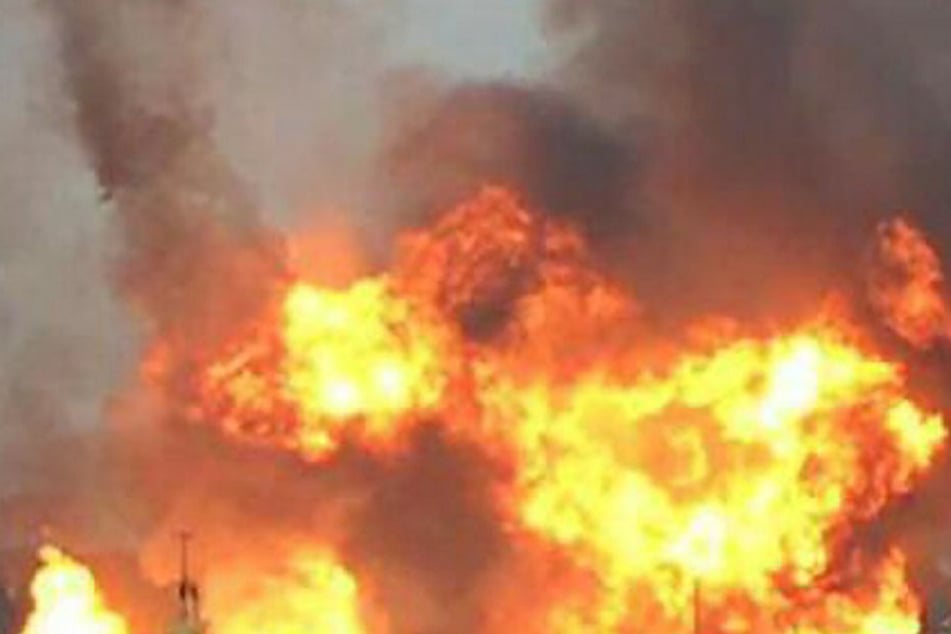 Bei einer schweren Explosion in einer portugiesischen Feuerwerksfabrik sind mindestens vier Menschen ums Leben gekommen.