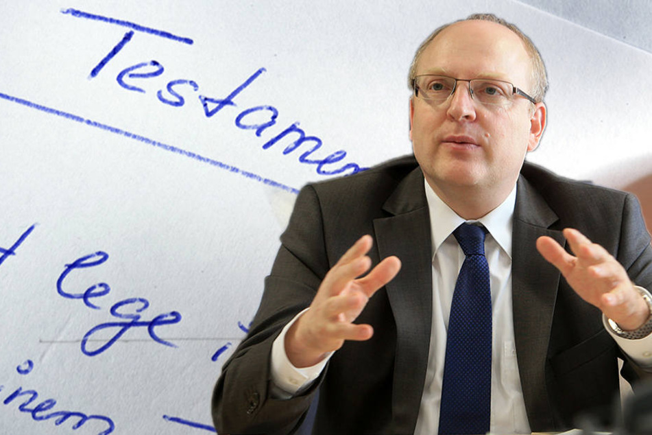 Kämmerer Sven Schulze (45, SPD) kann sich auch über ein paar geerbte Euro freuen.
