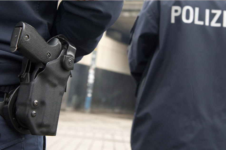 Die Polizei verurteilt das Verhalten des Mannes scharf. (Symbolbild)