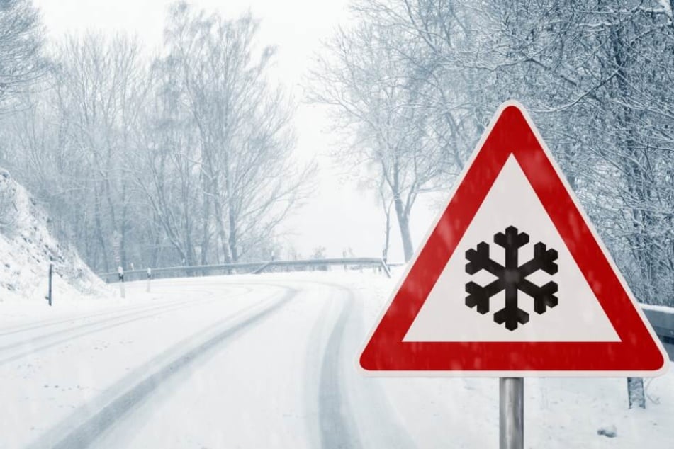 Bei Schnee und Glätte kann es auf den Straßen schnell gefährlich werden. (Symbolbild)