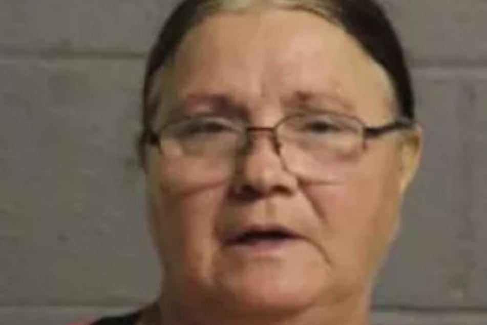 Sharon Baker auf einem Mugshot der Polizei.