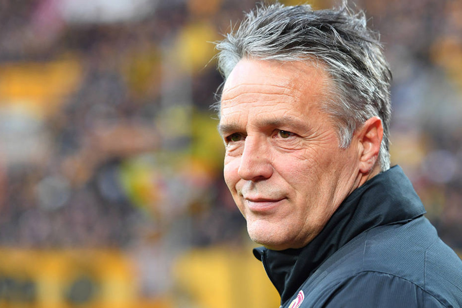 Dynamo-Coach Uwe Neuhaus verliert nicht so schnell die Zuversicht. Auch die aktuelle Verletzungsmisere ist für ihn kein Grund zum Jammern.