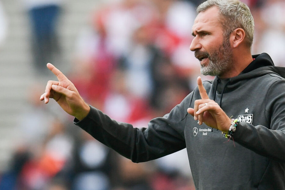 Dirigiert seinen VfB gegen seinen Ex-Club Kiel von der Seitenlinie: TrainerTim Walter.