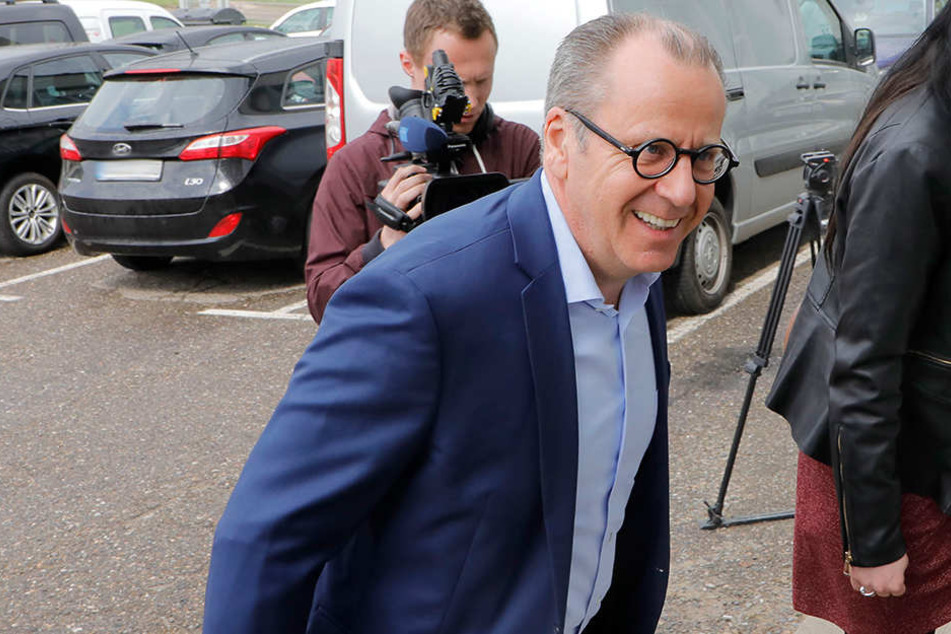 Insolvenzverwalter Klaus Siemon auf dem Weg zum CFC.