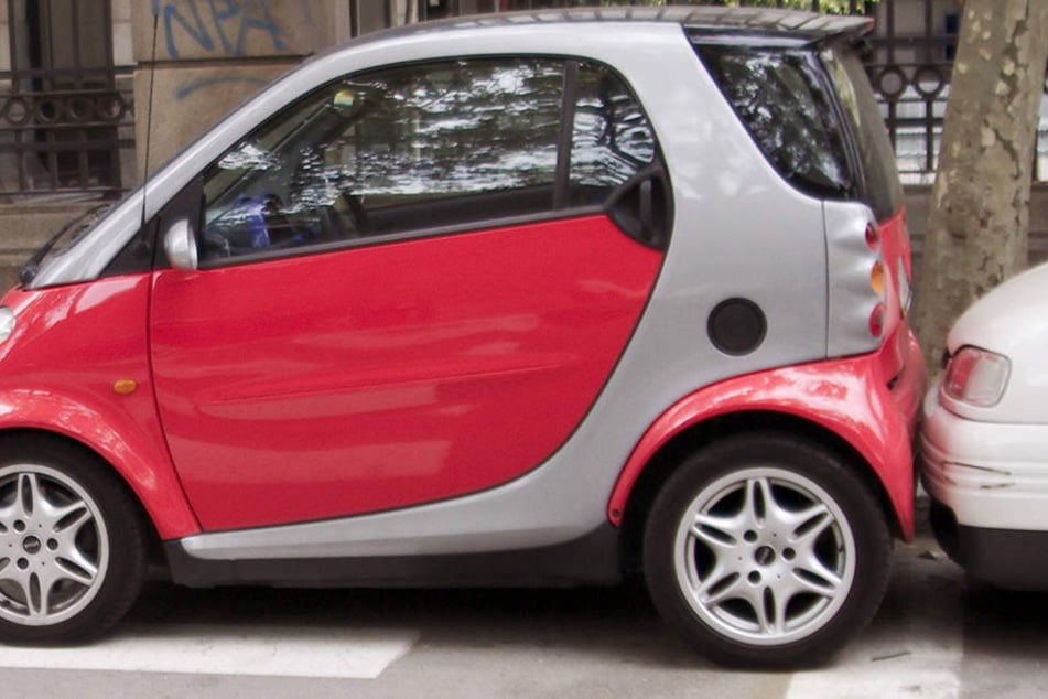Nimm dich in Acht vor Hilfe... Ein Smart ForFour wurde beim Einparken in Berlin geklaut.