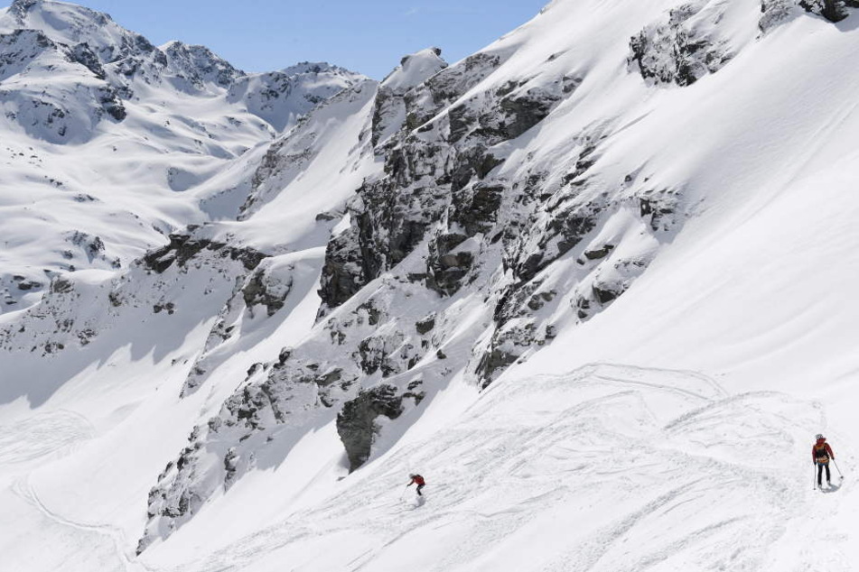 13.000 Touristen sitzen im Skiort Zermatt in der Schweiz fest.