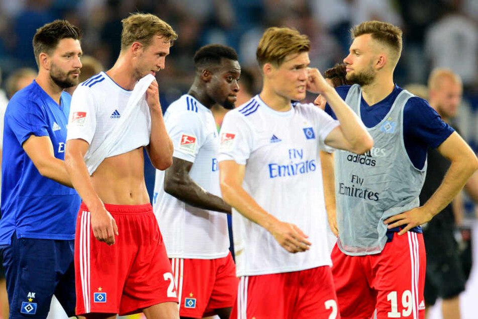 Der Hamburger SV musste am Freitagabend eine empfindliche Niederlage gegen Holstein Kiel verkraften.