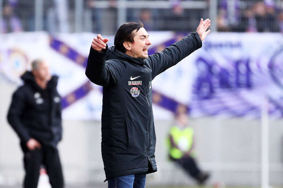 Aues Trainer Daniel Meyer wird am Samstag an der Seitenlinie wieder Gas geben und seine Mannen antreiben.