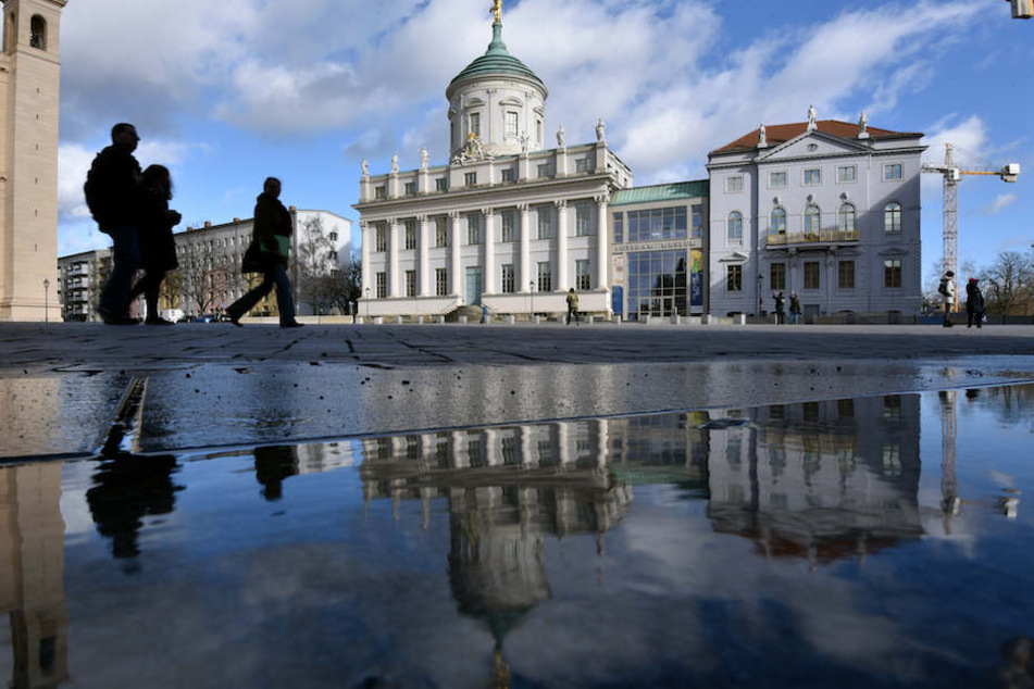 Das historische Alte Rathaus in der brandenburgischen Landeshauptstadt Potsdam.