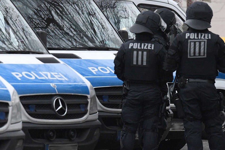 Die neuen Helme der Thüringer Polizei stehen in der Kritik. (Symbolbild)