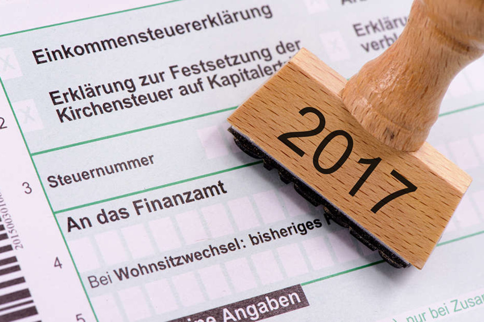 Wer eventuelles Geld vom Staat zurückbekommen möchte, sollte unbedingt eine Steuererklärung abgeben.