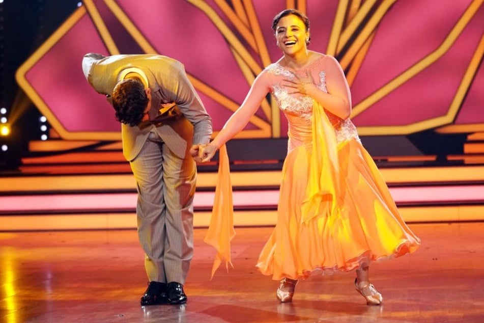 Susi Kentikian und ihr Tanzpartner Robert Beitsch: Die Boxerin ist raus!