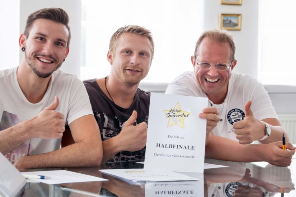 Freuen sich auf Zwickaus Superstar Teil zwei: Die Jurymitglieder Raik Bartnik (48, Radio Zwickau), Billy Unger (28, Musiker) und Contest-Erfinder Christopher Kühn (28, von rechts).