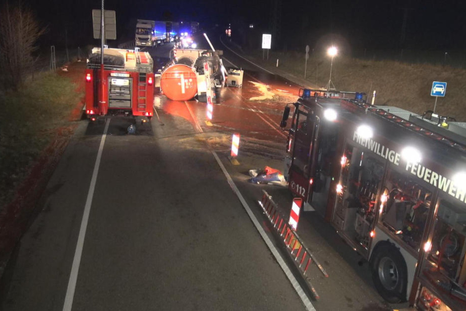 Überall roter Gemüsesaft: Die Bundesstraße B31n bei Überlingen am Bodensee.