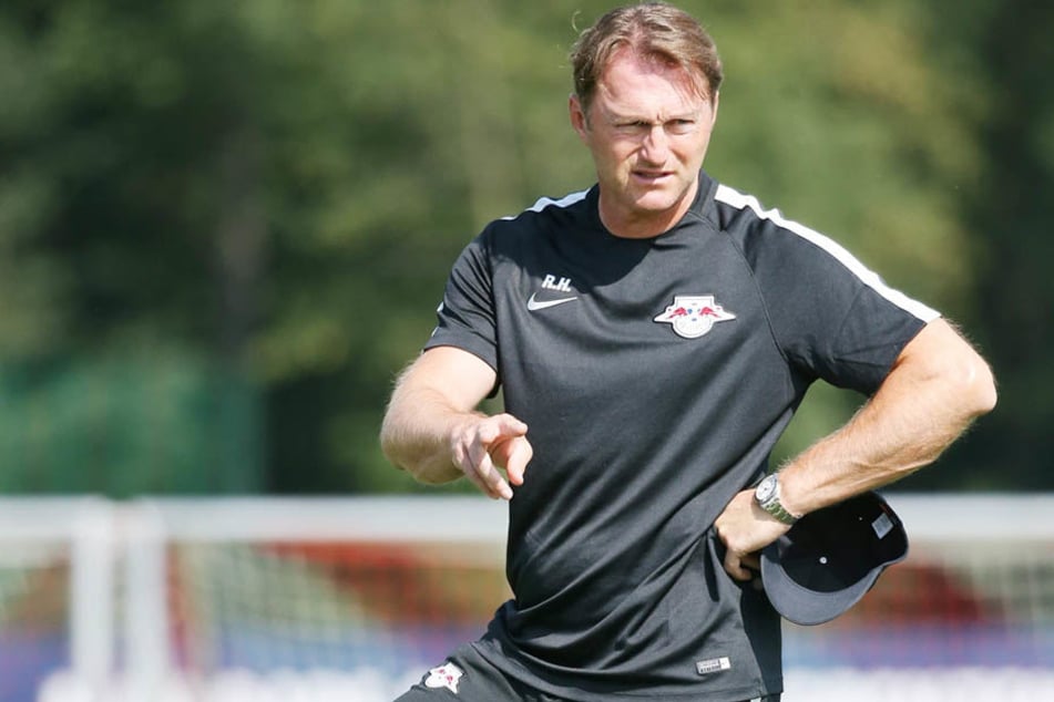 Coach Ralph Hasenhüttl musste zum Trainingsauftakt auf einige seiner Stars und Neuzugänge verzichten. (Archivfoto)