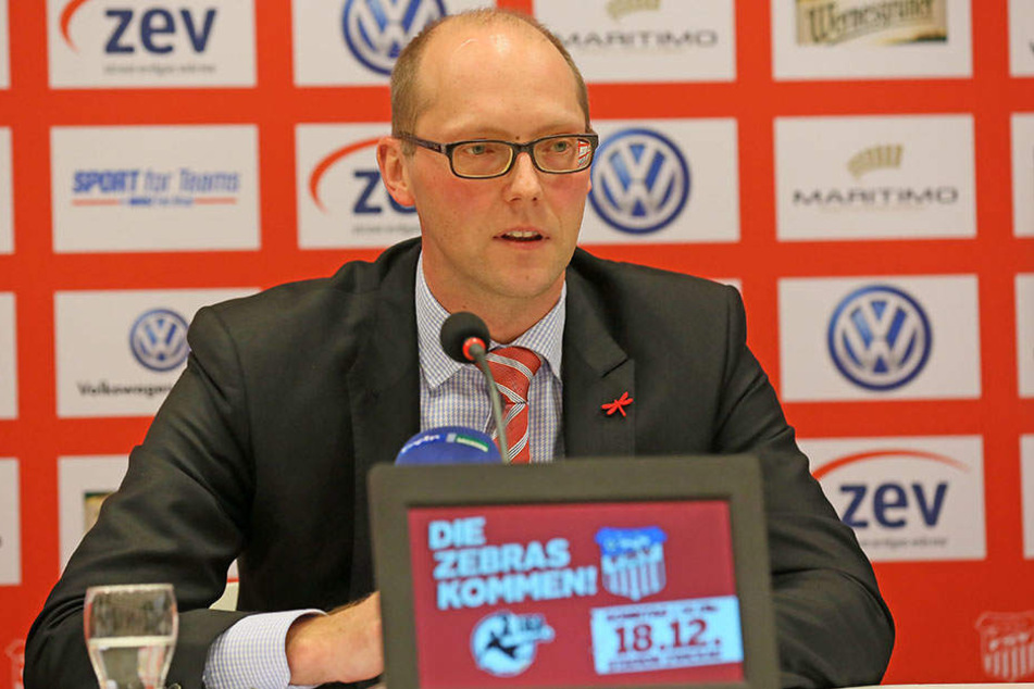 Die Terminfindung erweist sich auch für FSV-Vorstandssprecher Tobias Leege als schwierig.